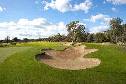 Comfort Suites Clubarham Golf Resort - Accommodation Rockhampton 2