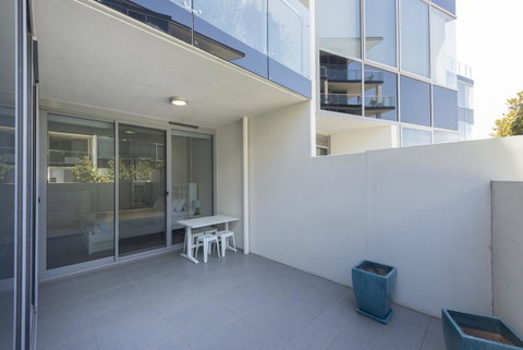 Lakefront 116 Kingston ACT - Accommodation Rockhampton 3