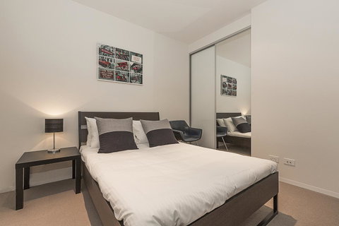 Lakefront 116 Kingston ACT - Accommodation Rockhampton 11
