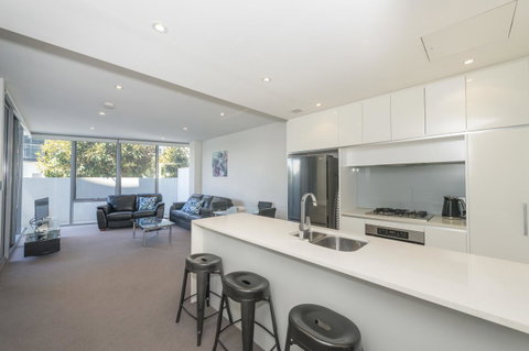 Lakefront 116 Kingston ACT - Accommodation Rockhampton 7