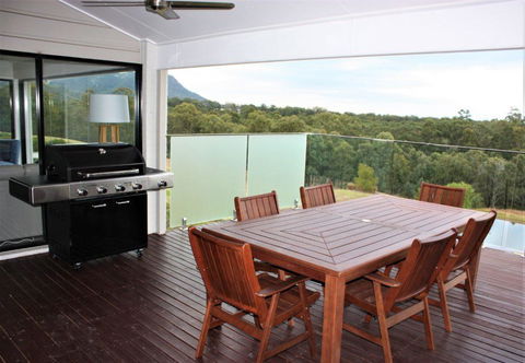 Wine Country Villas - Accommodation Rockhampton 4