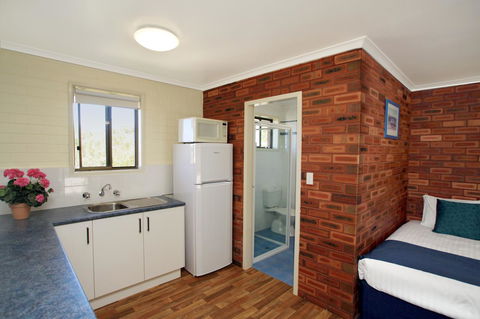 Pelican Motor Inn - Accommodation Rockhampton 36