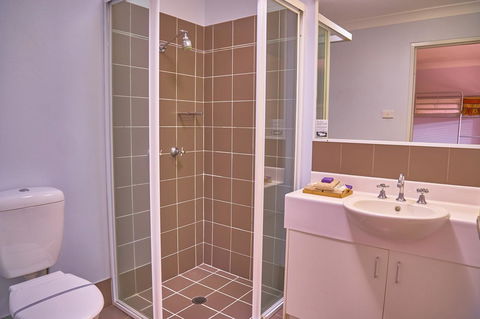 Hunter Oasis - Accommodation Rockhampton 18