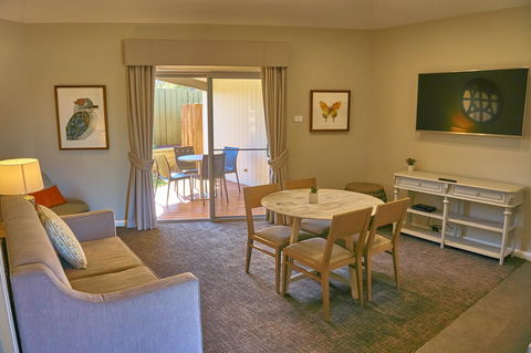 Hunter Oasis - Accommodation Rockhampton 40