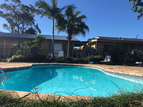Hunter Oasis - Accommodation Rockhampton 10