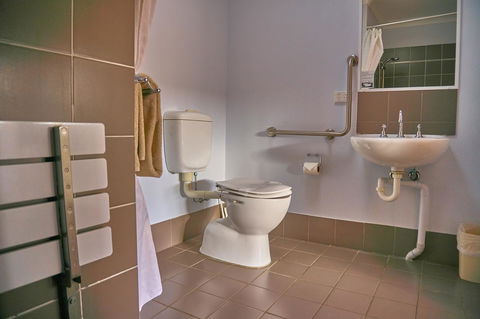 Hunter Oasis - Accommodation Rockhampton 30