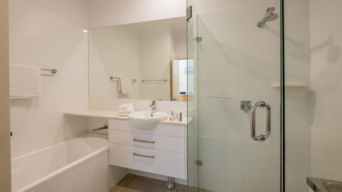 Byron Quarter Apartments - Accommodation Rockhampton 36