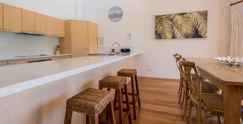 Byron Quarter Apartments - Accommodation Rockhampton 33