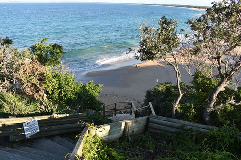 Neptune I Absolute Beachfront I Stunning Views - Accommodation Rockhampton 38