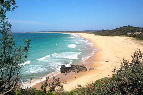 Neptune I Absolute Beachfront I Stunning Views - Accommodation Rockhampton 35