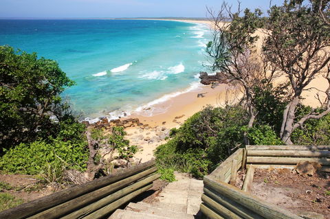 Neptune I Absolute Beachfront I Stunning Views - Accommodation Rockhampton 33