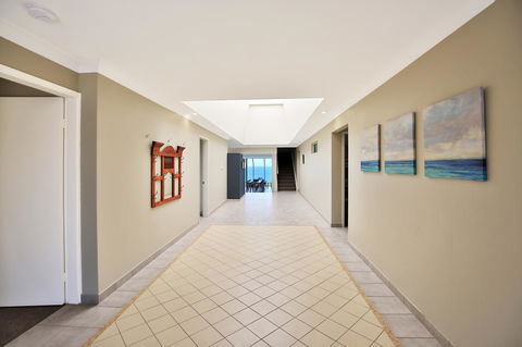 Neptune I Absolute Beachfront I Stunning Views - Accommodation Rockhampton 23