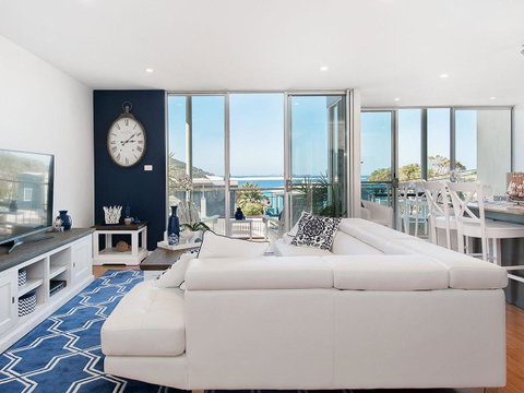 Blue View @ Fingal Bay - Accommodation Rockhampton 0