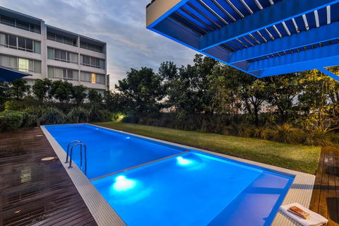 Oaks Nelson Bay Lure Suites - Accommodation Rockhampton 11