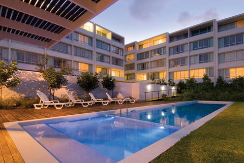 Oaks Nelson Bay Lure Suites - Accommodation Rockhampton 0