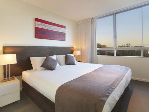 Oaks Nelson Bay Lure Suites - Accommodation Rockhampton 13