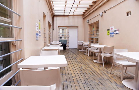 Maze Backpackers - Sydney - Accommodation Rockhampton 5