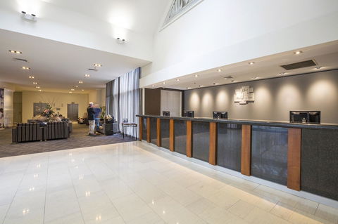 Holiday Inn Sydney Potts Point - Accommodation Rockhampton 1