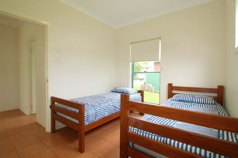 Anglesea, 17 Hodgson Street - Accommodation Rockhampton 8