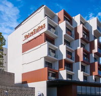 Value Suites Green Square - Accommodation Rockhampton