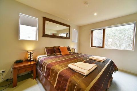 Snowstream 4 - Accommodation Rockhampton 10