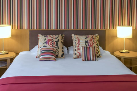 View Sydney - Accommodation Rockhampton 6