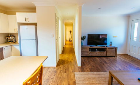 Sunbaker Pet Friendly Awards Finalist 4 Mins Walk To Culburra Beach - Accommodation Rockhampton 17