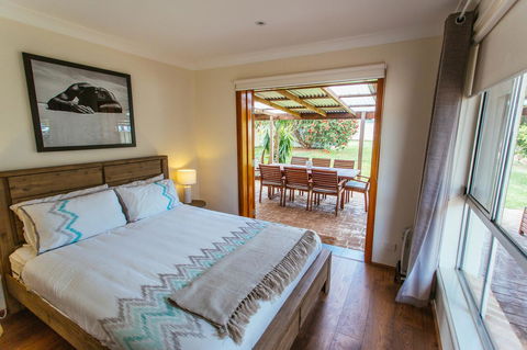 Sunbaker Pet Friendly Awards Finalist 4 Mins Walk To Culburra Beach - Accommodation Rockhampton 2