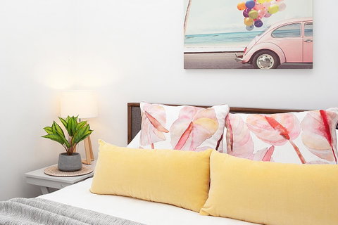 Stylish Apartment With Garage Near Bondi Beach - Accommodation Rockhampton 5