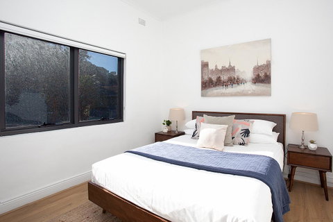 Stylish Apartment With Garage Near Bondi Beach - Accommodation Rockhampton 1