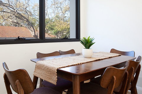 Stylish Apartment With Garage Near Bondi Beach - Accommodation Rockhampton 10