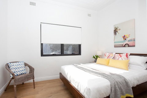Stylish Apartment With Garage Near Bondi Beach - Accommodation Rockhampton 4