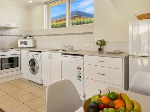Seashells Apartments Merimbula - Accommodation Rockhampton 8