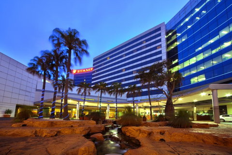 Stamford Plaza Sydney Airport Hotel & Conference Centre - Accommodation Rockhampton 0
