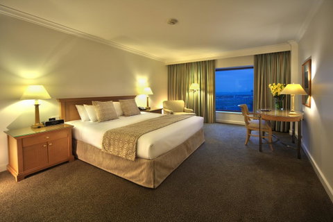 Stamford Plaza Sydney Airport Hotel & Conference Centre - Accommodation Rockhampton 1