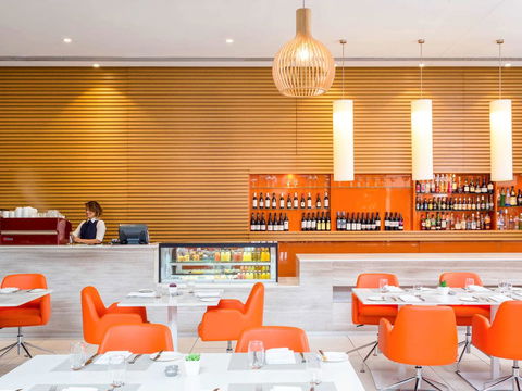 Novotel Newcastle Beach - Accommodation Rockhampton 2