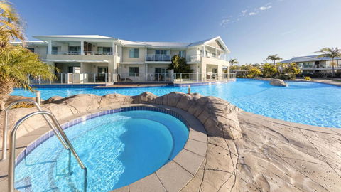 Oaks Port Stephens Pacific Blue Resort - Accommodation Rockhampton 1