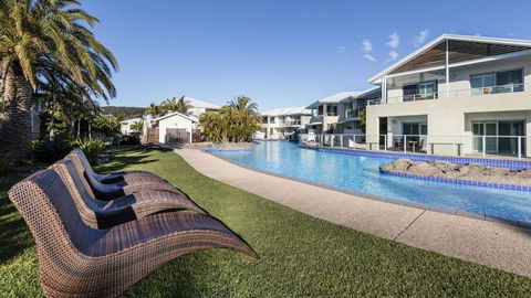 Oaks Port Stephens Pacific Blue Resort - Accommodation Rockhampton 2