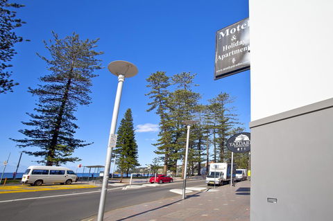 Manly Paradise Motel & Apartments - Accommodation Rockhampton 18