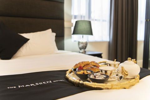 Holiday Inn & Suites - Parramatta Marsden Street, An IHG Hotel - Accommodation Rockhampton 0