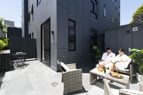 Holiday Inn & Suites - Parramatta Marsden Street, An IHG Hotel - Accommodation Rockhampton 3