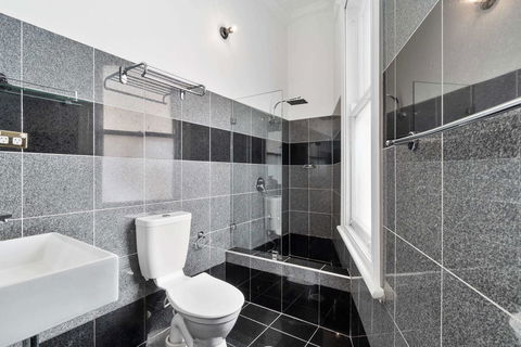 Hotel Harry, Ascend Hotel Collection - Accommodation Rockhampton 23