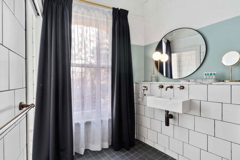 Hotel Harry, Ascend Hotel Collection - Accommodation Rockhampton 35