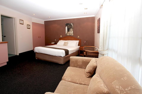 Sapphire Waters Motor Inn - Accommodation Rockhampton 6
