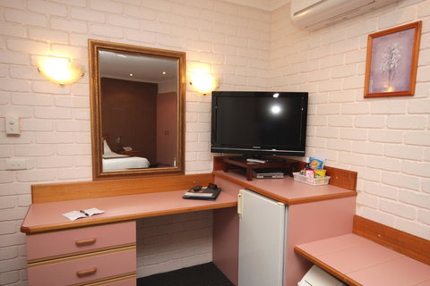 Sapphire Waters Motor Inn - Accommodation Rockhampton 9