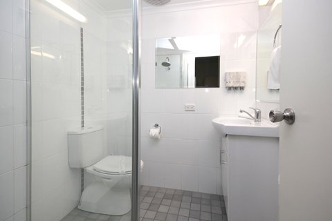 Sapphire Waters Motor Inn - Accommodation Rockhampton 24