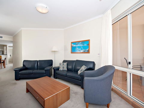 Messines Street, Breakwater Apartment, 104 - Accommodation Rockhampton 2