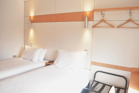 Ibis Budget - Gosford - Accommodation Rockhampton 9