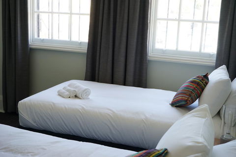Rosehill Hotel - Accommodation Rockhampton 7