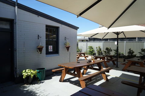 Rosehill Hotel - Accommodation Rockhampton 34